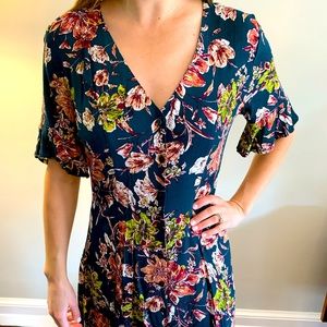 Lulus button down flutter sleeve dress